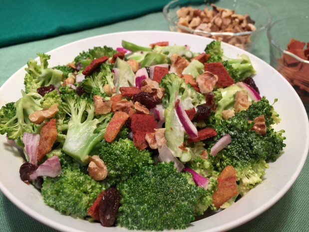 BROCCOLI & RAISIN SALAD:&nbsp;Addictive!
