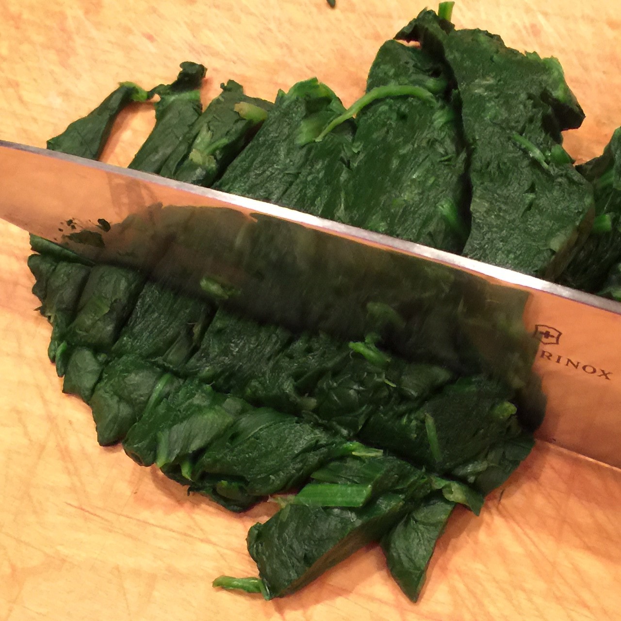 spinach-chopping